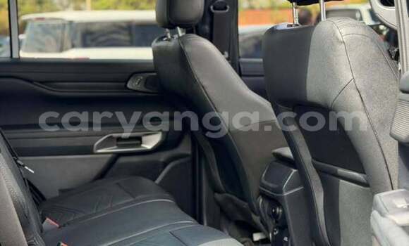 Buy Used Ford Everest Black Car in Lilongwe in Malawi Buy Used Ford Everest Black Car in Lilongwe in Malawi