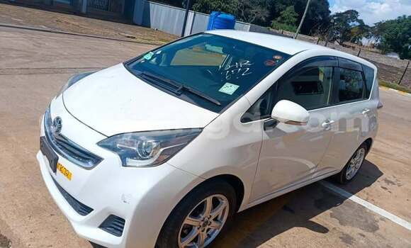 Buy Used Toyota Ractis White Car in Lilongwe in Malawi Buy Used Toyota Ractis White Car in Lilongwe in Malawi