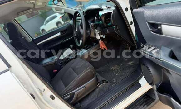 Buy Used Toyota Hilux White Car in Blantyre in Malawi Buy Used Toyota Hilux White Car in Blantyre in Malawi