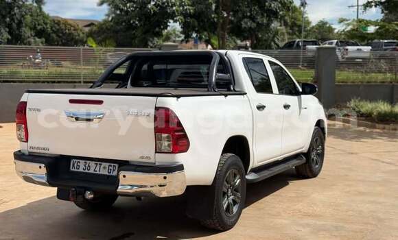 Buy Used Toyota Hilux White Car in Blantyre in Malawi Buy Used Toyota Hilux White Car in Blantyre in Malawi