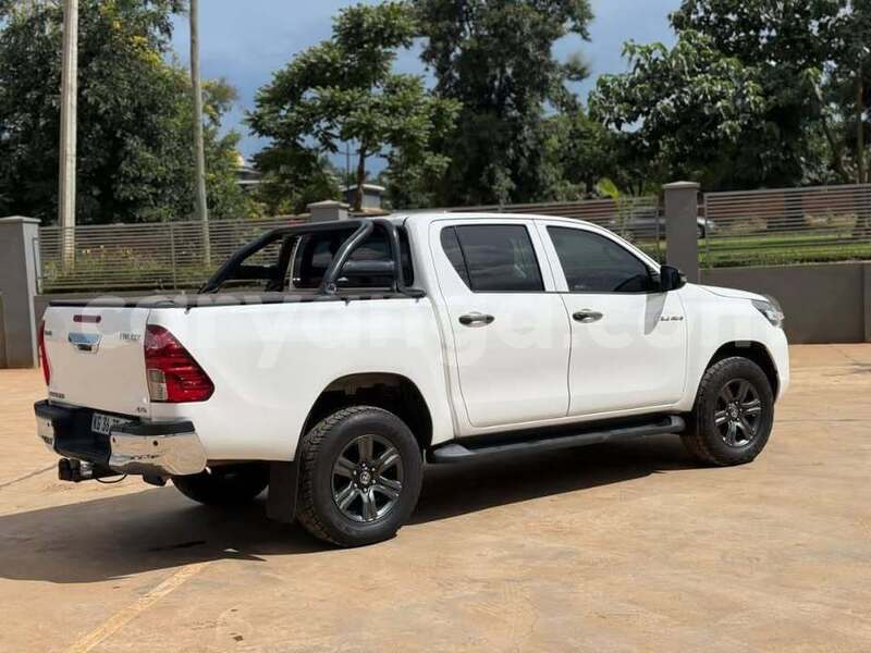 Big with watermark toyota hilux malawi blantyre 16638
