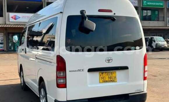 Buy Used Toyota Hiace White Car in Blantyre in Malawi Buy Used Toyota Hiace White Car in Blantyre in Malawi