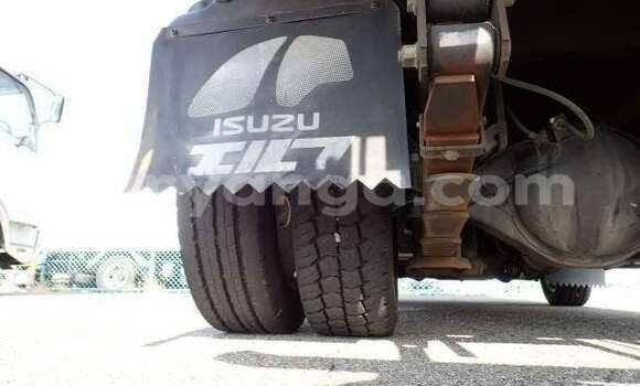 Buy Used Isuzu FTR 850 White Truck in Blantyre in Malawi Buy Used Isuzu FTR 850 White Truck in Blantyre in Malawi