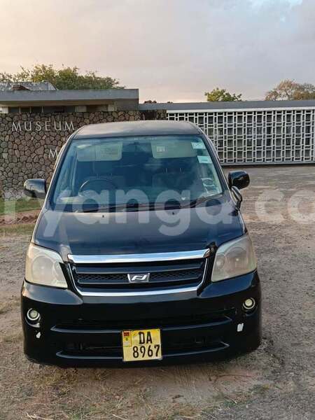Big with watermark toyota noah malawi blantyre 16659