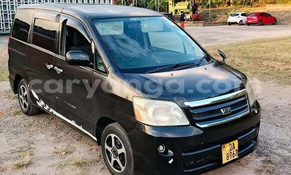 Buy Used Toyota Noah Black Car in Blantyre in Malawi Buy Used Toyota Noah Black Car in Blantyre in Malawi
