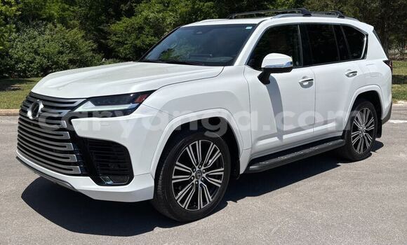 Buy Used Lexus LX White Car in Blantyre in Malawi
