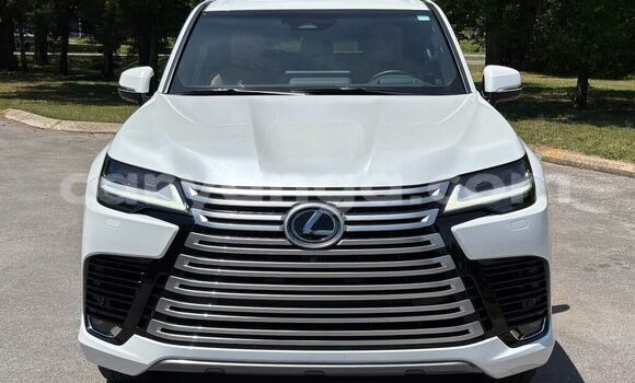 Buy Used Lexus LX White Car in Blantyre in Malawi Buy Used Lexus LX White Car in Blantyre in Malawi