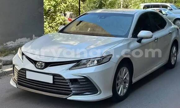 Buy Used Toyota Camry White Car in Lilongwe in Malawi Buy Used Toyota Camry White Car in Lilongwe in Malawi