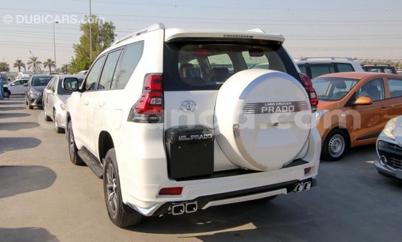 Nunua Imported Toyota Prado White Gari ndani ya Import - Dubai nchini Malawi Nunua Imported Toyota Prado White Gari ndani ya Import - Dubai nchini Malawi