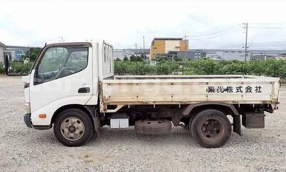 Buy Used Toyota Hiluxe Revo Other Car in Lilongwe in Malawi Buy Used Toyota Hiluxe Revo Other Car in Lilongwe in Malawi