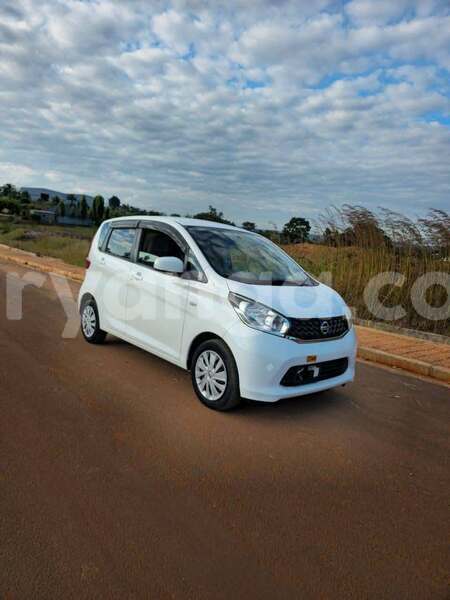 Big with watermark nissan dayz malawi blantyre 16695