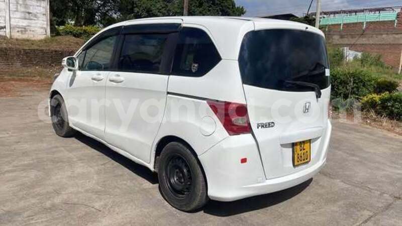 Big with watermark honda freed malawi blantyre 16705