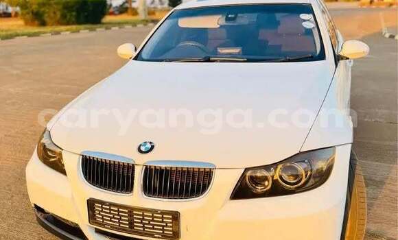 Buy Used BMW 3200 White Car in Lilongwe in Malawi