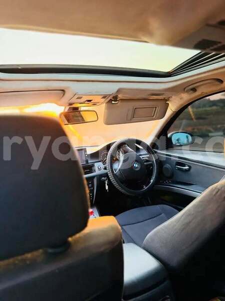 Big with watermark bmw 3200 malawi lilongwe 16728