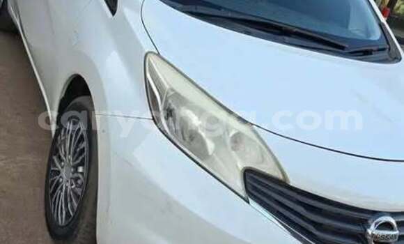 Buy Used Nissan Note White Car in Blantyre in Malawi