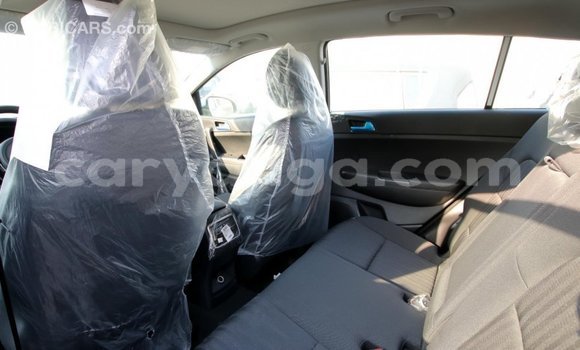 Buy Import Kia Sportage White Car in Import - Dubai in Malawi Buy Import Kia Sportage White Car in Import - Dubai in Malawi