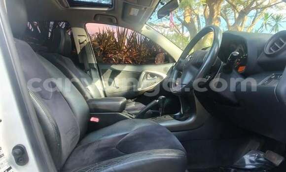 Buy Used Toyota Vanguard White Car in Blantyre in Malawi Buy Used Toyota Vanguard White Car in Blantyre in Malawi