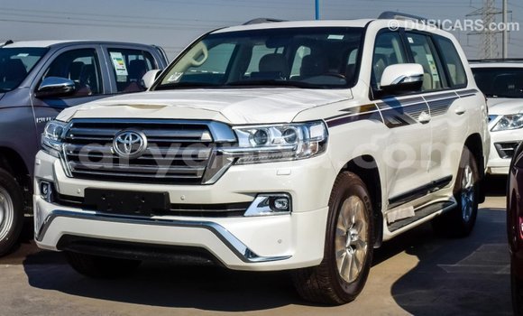 Buy Import Toyota Land Cruiser White Car in Import - Dubai in Malawi Buy Import Toyota Land Cruiser White Car in Import - Dubai in Malawi