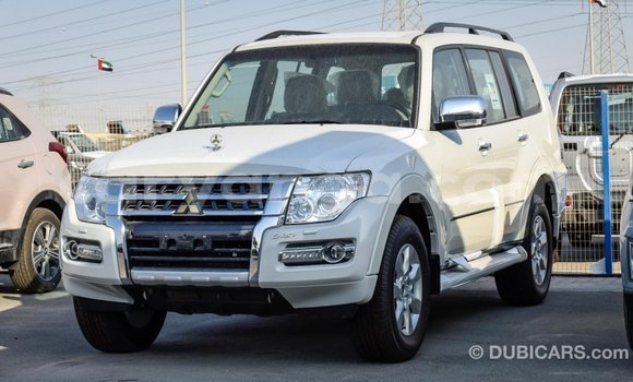 Buy Import Mitsubishi Pajero White Car in Import - Dubai in Malawi Buy Import Mitsubishi Pajero White Car in Import - Dubai in Malawi