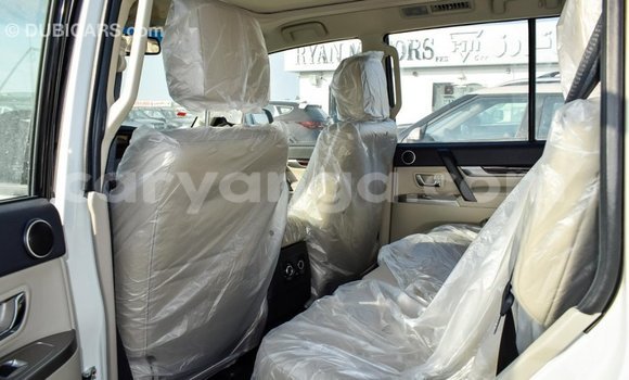 Buy Import Mitsubishi Pajero White Car in Import - Dubai in Malawi Buy Import Mitsubishi Pajero White Car in Import - Dubai in Malawi