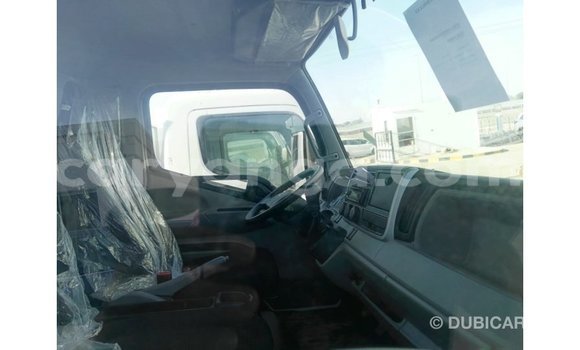 Buy Import Mitsubishi Canter White Car in Import - Dubai in Malawi Buy Import Mitsubishi Canter White Car in Import - Dubai in Malawi