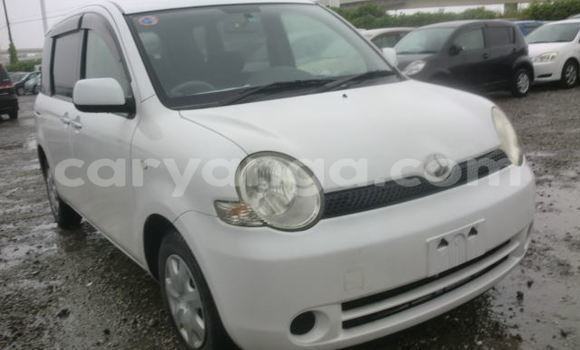 Buy Used Toyota Sienna White Car in Limbe in Malawi Buy Used Toyota Sienna White Car in Limbe in Malawi