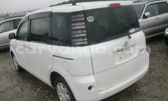 Buy Used Toyota Sienna White Car in Limbe in Malawi Buy Used Toyota Sienna White Car in Limbe in Malawi