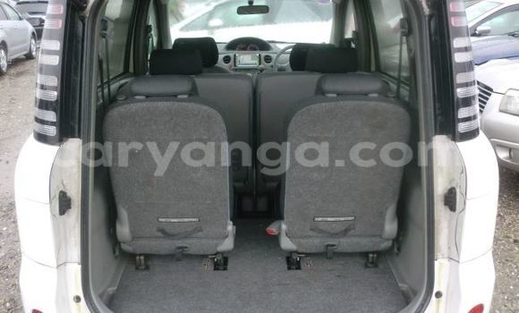 Buy Used Toyota Sienna White Car in Limbe in Malawi Buy Used Toyota Sienna White Car in Limbe in Malawi