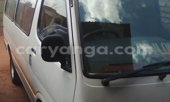 Buy Used Toyota Hilux White Car in Limbe in Malawi Buy Used Toyota Hilux White Car in Limbe in Malawi