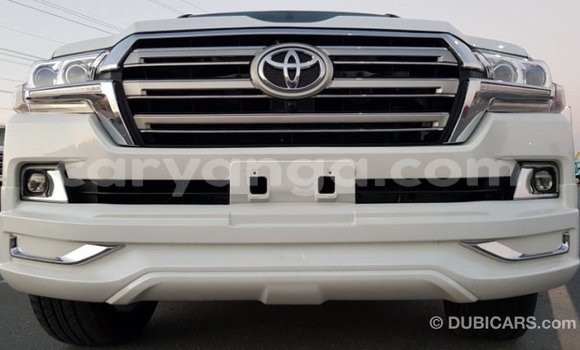 Buy Import Toyota Land Cruiser White Car in Import - Dubai in Malawi Buy Import Toyota Land Cruiser White Car in Import - Dubai in Malawi