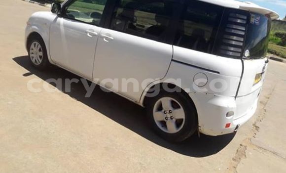 Buy Used Toyota Sienta White Car in Kasungu in Malawi Buy Used Toyota Sienta White Car in Kasungu in Malawi