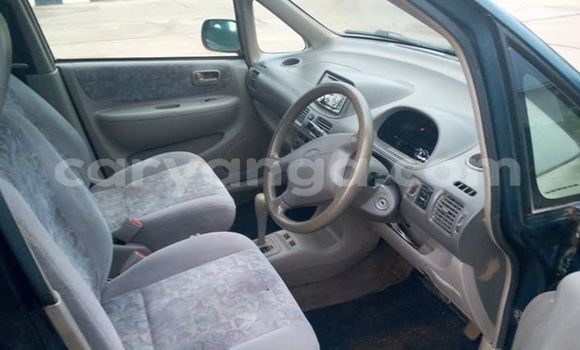 Buy Used Toyota Spacio Green Car in Kasungu in Malawi Buy Used Toyota Spacio Green Car in Kasungu in Malawi