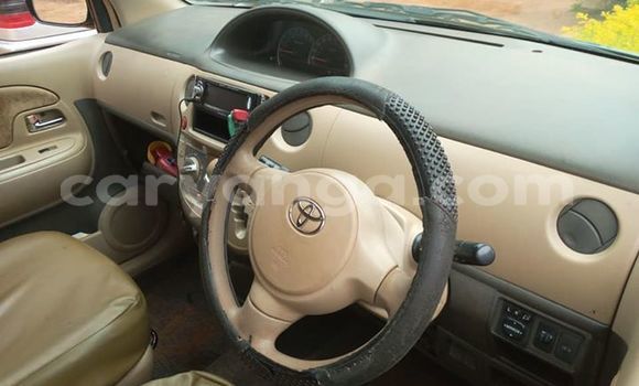 Buy Used Toyota Sienta Blue Car in Kasungu in Malawi Buy Used Toyota Sienta Blue Car in Kasungu in Malawi