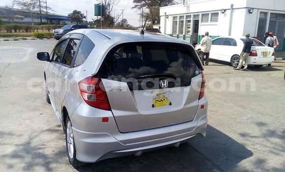 Buy Used Honda FIT Silver Car in Kasungu in Malawi Buy Used Honda FIT Silver Car in Kasungu in Malawi