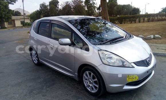 Buy Used Honda FIT Silver Car in Kasungu in Malawi Buy Used Honda FIT Silver Car in Kasungu in Malawi