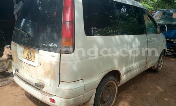Buy Used Toyota Noah White Car in Kasungu in Malawi Buy Used Toyota Noah White Car in Kasungu in Malawi