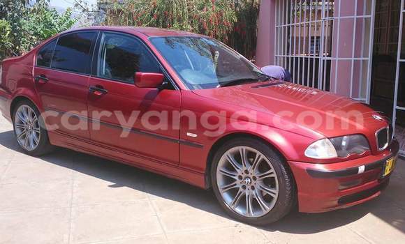 Buy Used BMW 3–Series Red Car in Blantyre in Malawi
