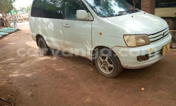 Buy Used Toyota Noah White Car in Kasungu in Malawi Buy Used Toyota Noah White Car in Kasungu in Malawi
