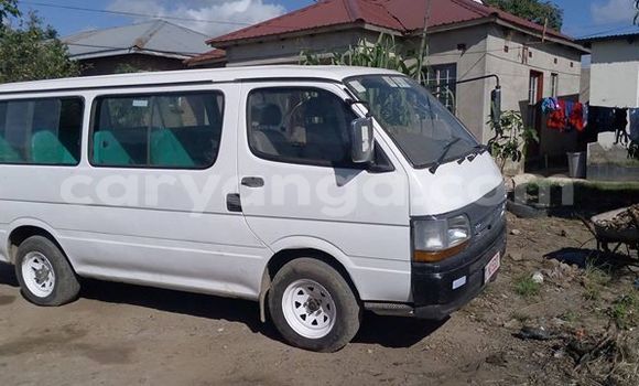 Buy Used Toyota Hiace White Car in Blantyre in Malawi Buy Used Toyota Hiace White Car in Blantyre in Malawi