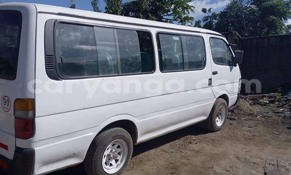 Buy Used Toyota Hiace White Car in Blantyre in Malawi Buy Used Toyota Hiace White Car in Blantyre in Malawi