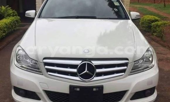 Buy Used Mercedes‒Benz C-klasse White Car in Lilongwe in Malawi Buy Used Mercedes‒Benz C-klasse White Car in Lilongwe in Malawi