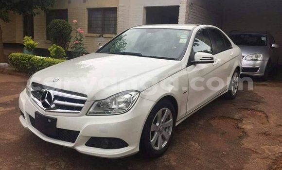 Buy Used Mercedes‒Benz C-klasse White Car in Lilongwe in Malawi Buy Used Mercedes‒Benz C-klasse White Car in Lilongwe in Malawi