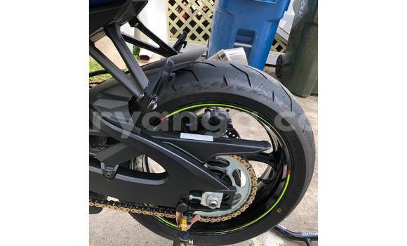 Nunua Ilio tumika Suzuki GSX–R Beige Bike ndani ya Blantyre nchini Malawi Nunua Ilio tumika Suzuki GSX–R Beige Bike ndani ya Blantyre nchini Malawi