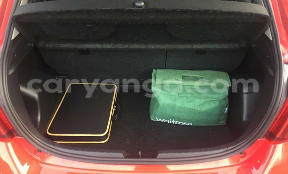 Nunua Ilio tumika Toyota Yaris Red Gari ndani ya Lilongwe nchini Malawi Nunua Ilio tumika Toyota Yaris Red Gari ndani ya Lilongwe nchini Malawi