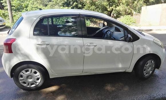 Buy Used Toyota Yaris White Car in Blantyre in Malawi Buy Used Toyota Yaris White Car in Blantyre in Malawi