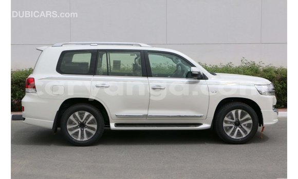Buy Import Toyota Land Cruiser White Car in Import - Dubai in Malawi Buy Import Toyota Land Cruiser White Car in Import - Dubai in Malawi