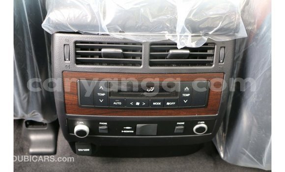 Buy Import Toyota Land Cruiser White Car in Import - Dubai in Malawi Buy Import Toyota Land Cruiser White Car in Import - Dubai in Malawi