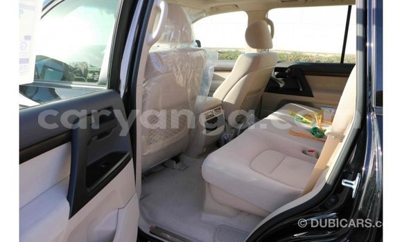 Buy Import Toyota Land Cruiser Black Car in Import - Dubai in Malawi Buy Import Toyota Land Cruiser Black Car in Import - Dubai in Malawi