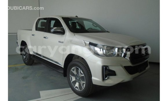 Acheter Import Voiture Toyota Hilux Blanc à Import - Dubai, Malawi Acheter Import Voiture Toyota Hilux Blanc à Import - Dubai, Malawi