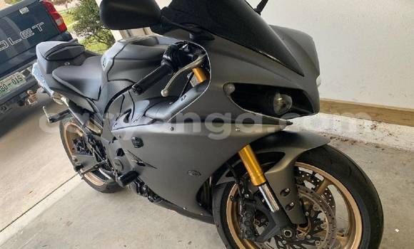 Nunua Ilio tumika Yamaha R1 Beige Bike ndani ya Lilongwe nchini Malawi Nunua Ilio tumika Yamaha R1 Beige Bike ndani ya Lilongwe nchini Malawi